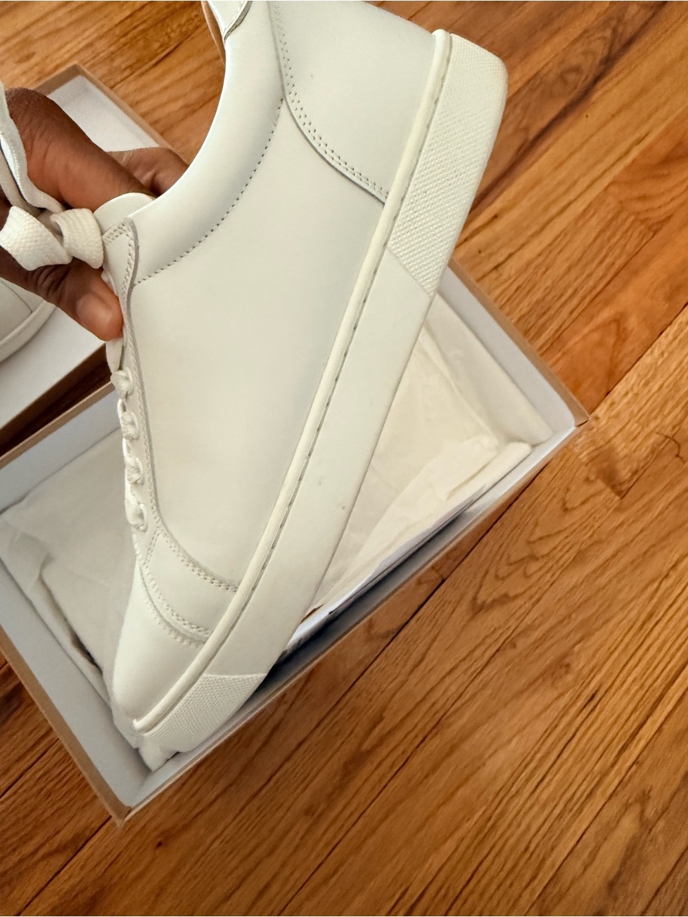 Christian Louboutin Sneaker Vieira in Size 40 - Picture 7 of 13